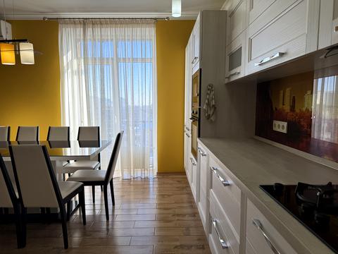 квартира за адресою Замковецька вул., 102-А