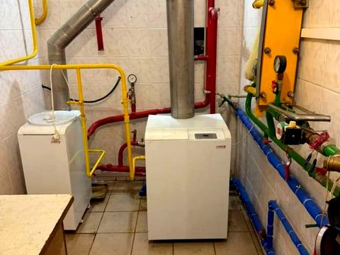 будинок за адресою Пирятинська вул., 4