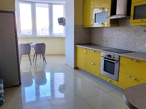 квартира по адресу Владимира Ивасюка просп. (Героїв Сталінграду), 6