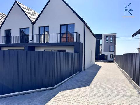 будинок за адресою Степана Бандери вул.