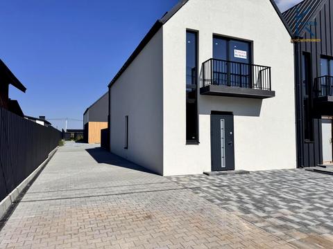 будинок за адресою Степана Бандери вул.