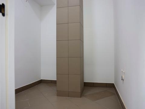 комерційна за адресою Вовчинецька вул., 227M