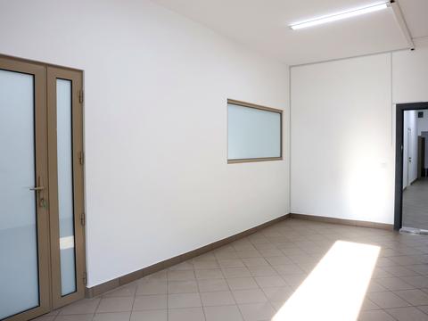 комерційна за адресою Вовчинецька вул., 227M