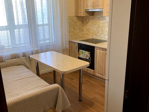 квартира за адресою Бориса Гмирі вул., 16