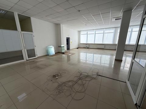 комерційна за адресою Чикаленко, 1а