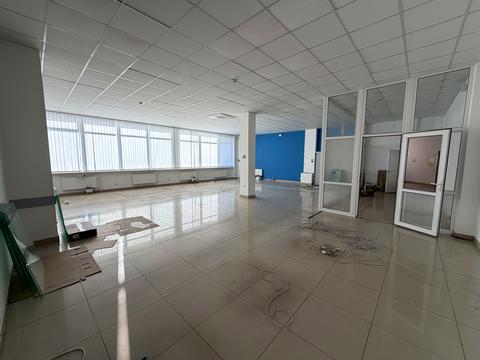 комерційна за адресою Чикаленко, 1а