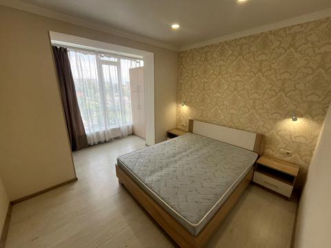 квартира за адресою Левка Лук'яненка вул. (Василя Жуковського), 16, 18, 20, 24