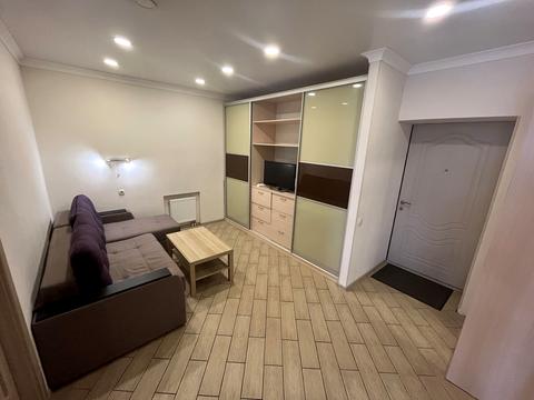 квартира за адресою Левка Лук'яненка вул. (Василя Жуковського), 16, 18, 20, 24