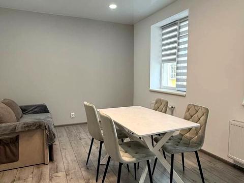 квартира по адресу Весняна ул., 12