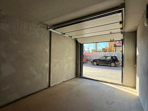 паркоместо по адресу Юліана Пелеша ул., 3