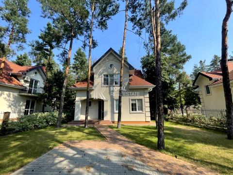 будинок за адресою Анатолія Солов'яненка вул.