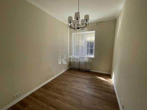 будинок за адресою Анатолія Солов'яненка вул.