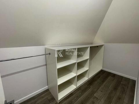 будинок за адресою Анатолія Солов'яненка вул.