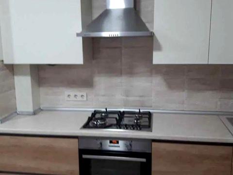 квартира за адресою Практична вул., 1