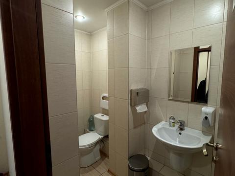 комерційна за адресою Голосіївська вул., 7 к2