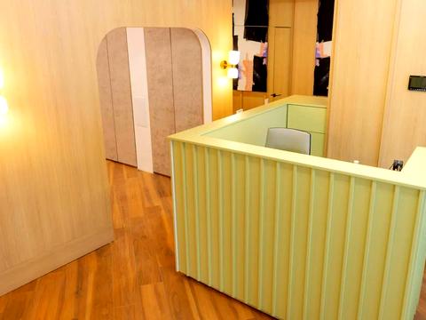 комерційна за адресою Правобережна вул., 12