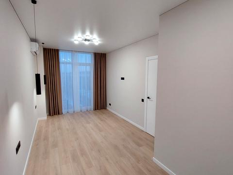 квартира за адресою Каштанова вул., (Будинок)