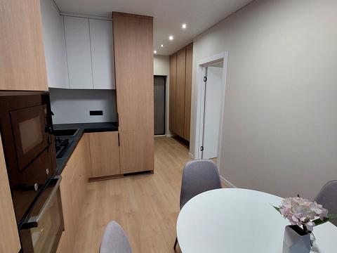 квартира за адресою Каштанова вул., (Будинок)