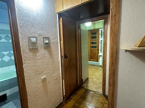 квартира за адресою Ревуцького вул., 18