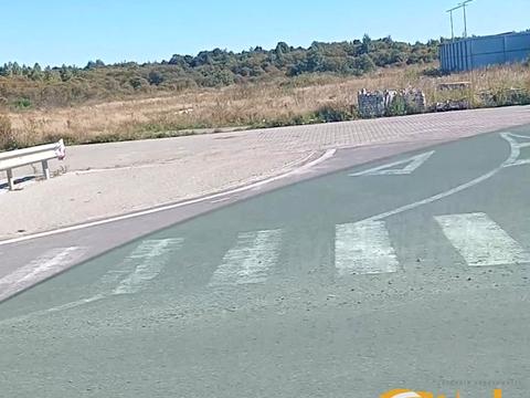 участок по адресу Кульпарковская ул.