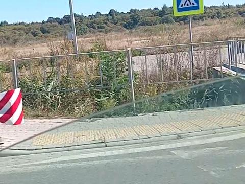 участок по адресу Кульпарковская ул.