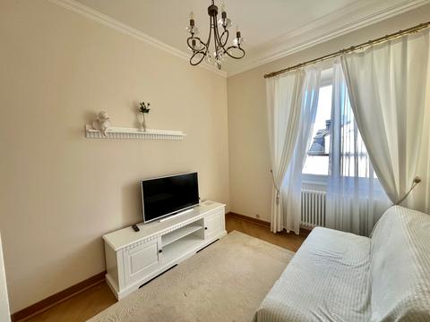 квартира по адресу Квитневая ул., 10