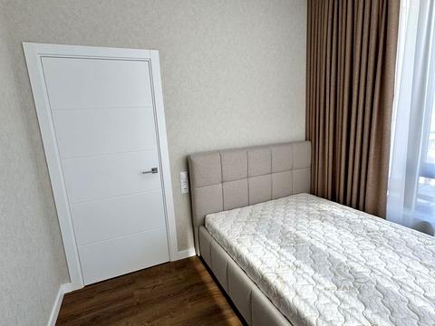 квартира за адресою Ґарета Джонса вул. (Сім'ї Хохлових), 12-А