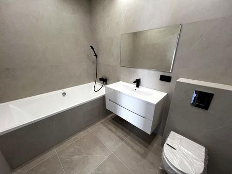 будинок за адресою Михайла Булгакова вул., 12