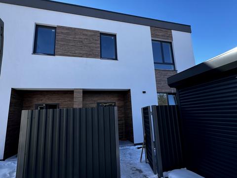 будинок за адресою Михайла Булгакова вул., 12