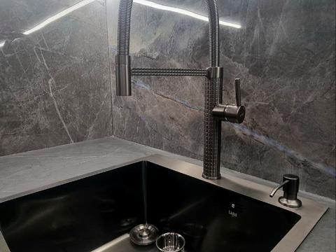 квартира за адресою Мартинова просп., (вул. Щаслива, 67)