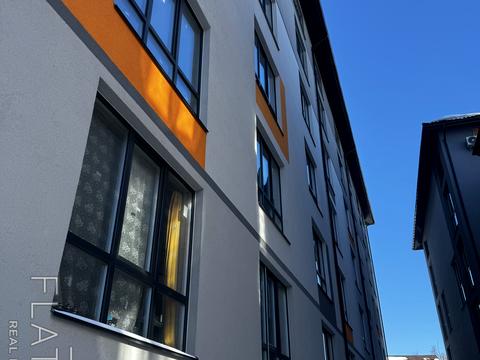 квартира за адресою Вишнева вул., 10