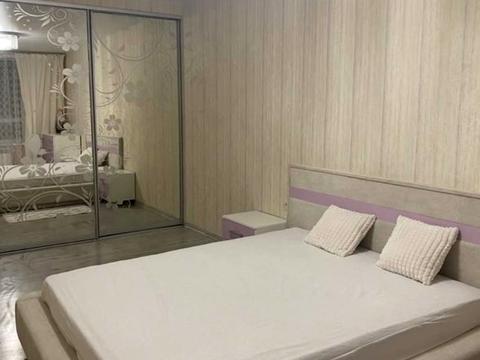 квартира за адресою Сімейна вул., 4