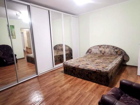 квартира за адресою Дніпровська набережна вул., 7