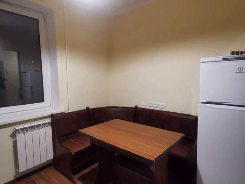 квартира за адресою Дніпровська набережна вул., 7