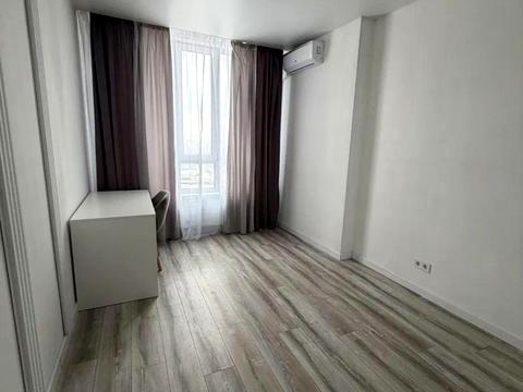 квартира за адресою Київ, Каховська вул., 62