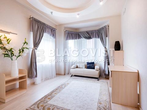 будинок за адресою Футбольна, 4