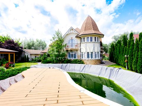 будинок за адресою Футбольна, 4