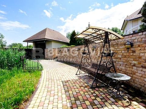 будинок за адресою Футбольна, 4