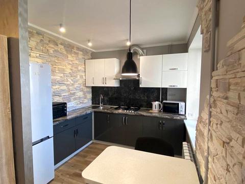 квартира за адресою Героїв Крут вул. (Фурманова), 12