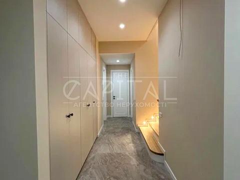 будинок за адресою с. Вишеньки, Квітуча