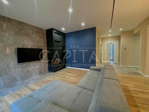 будинок за адресою с. Вишеньки, Квітуча