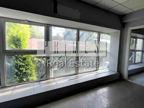 комерційна за адресою Київ, Тулузи вул., 3-Б