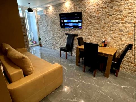 квартира за адресою Зарічна вул., 4