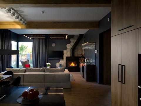 будинок за адресою Лютнева вул., 58