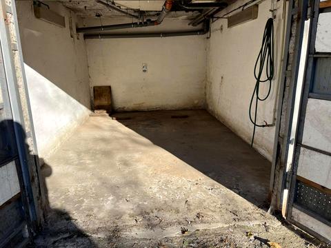 паркомісце за адресою Івано-Франківськ, Хіміків вул., 8