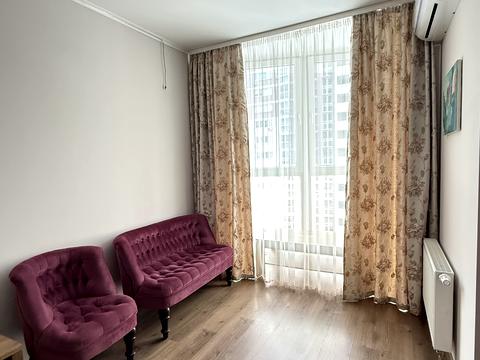 квартира за адресою Київ, Драгоманова вул., 2-А