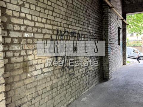 коммерческая по адресу Шелковичная ул., 48