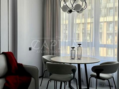 квартира за адресою Салютна вул., (Будинок 02301-02303)