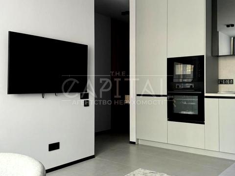 квартира за адресою Салютна вул., (Будинок 02301-02303)