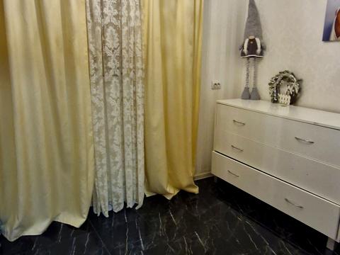 комерційна за адресою Миколи Руденка вул., 21